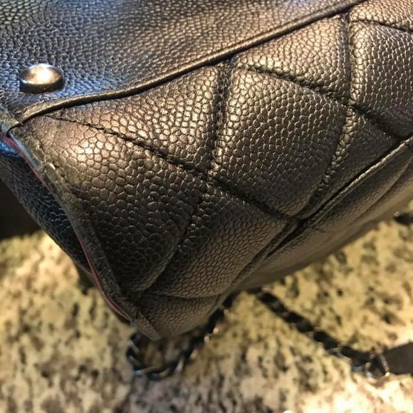 Chanel Tote - Picture 4 of 5